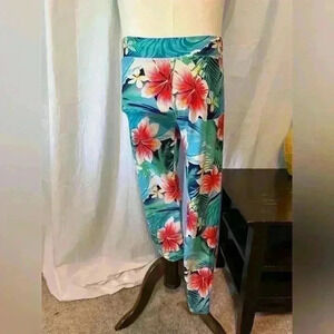 Chances R Tropical Pull on Leggings.  Women’s Size Small.